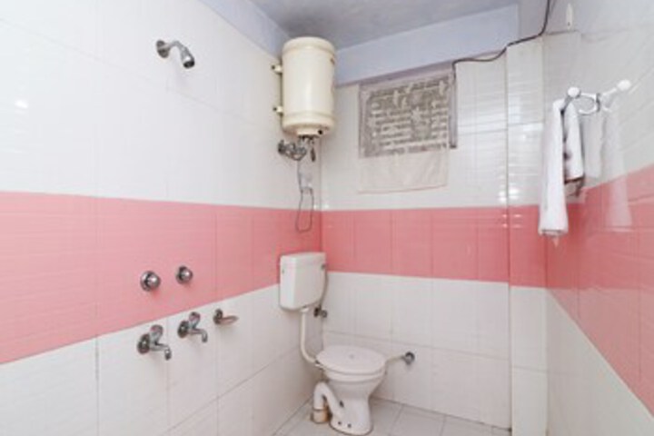 Room 4 of 22