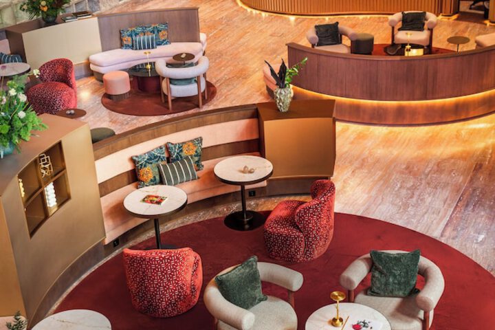 Guest Lobby