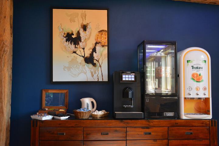Breakfast/Coffee Service 55 of 71