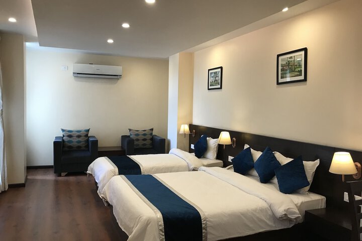Room 13 of 48