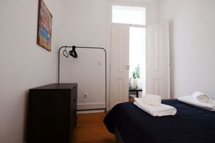 Room 45 of 263