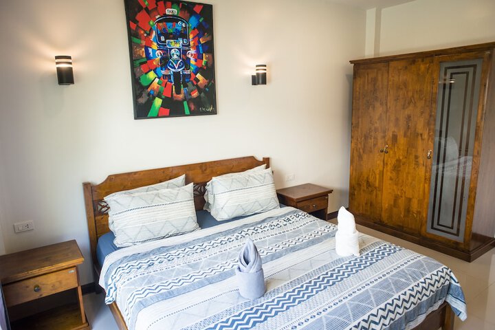 Room 5 of 78