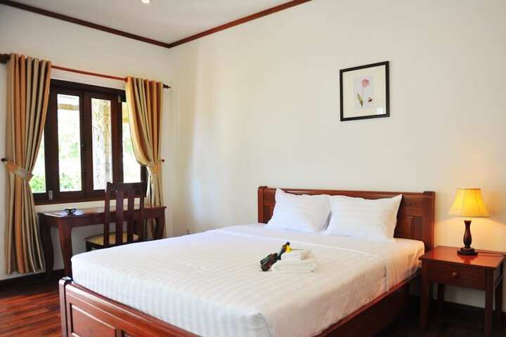 Room 15 of 109