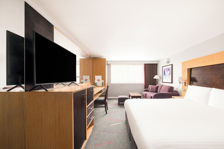 Room 20 of 99