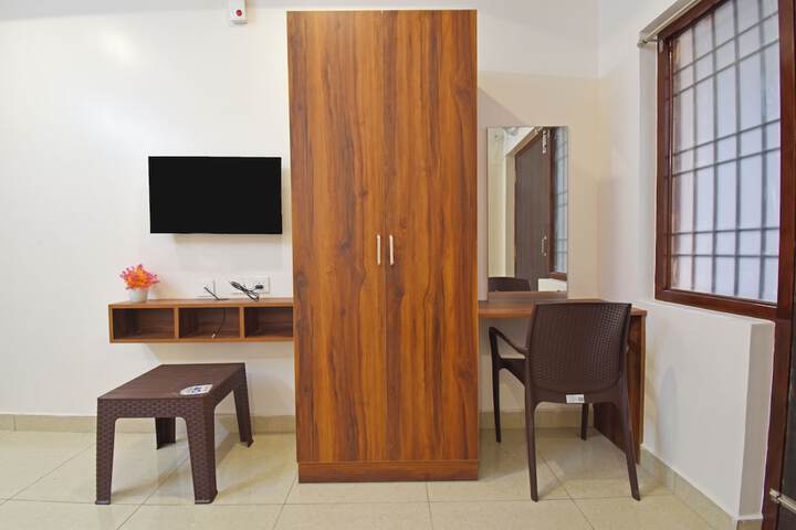 Room 30 of 64