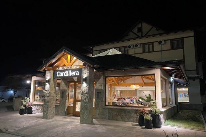 Cumbres Hotel