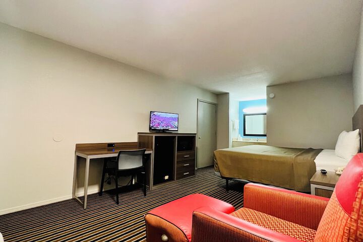 Room 16 of 23
