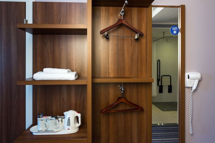 Room 7 of 58