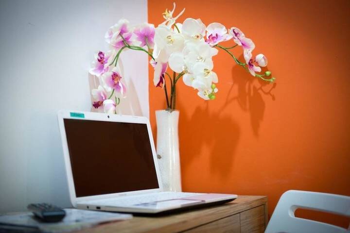 In-room business center
