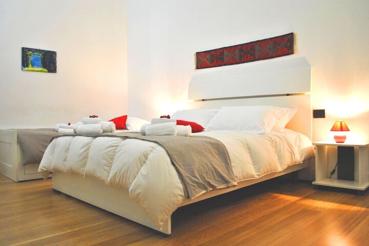 Room 13 of 63