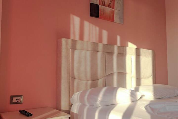Room 15 of 66