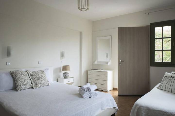 Room 14 of 64