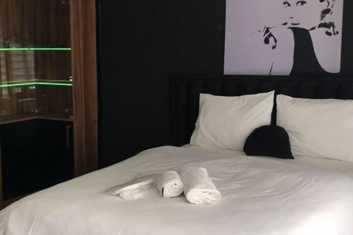 Room 7 of 31