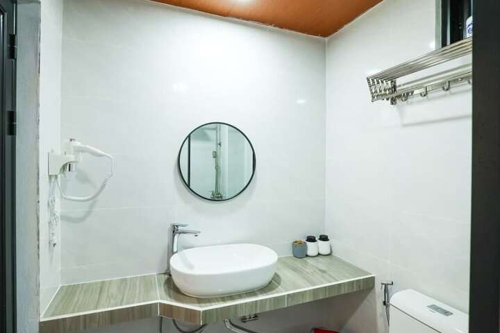 Room 14 of 20