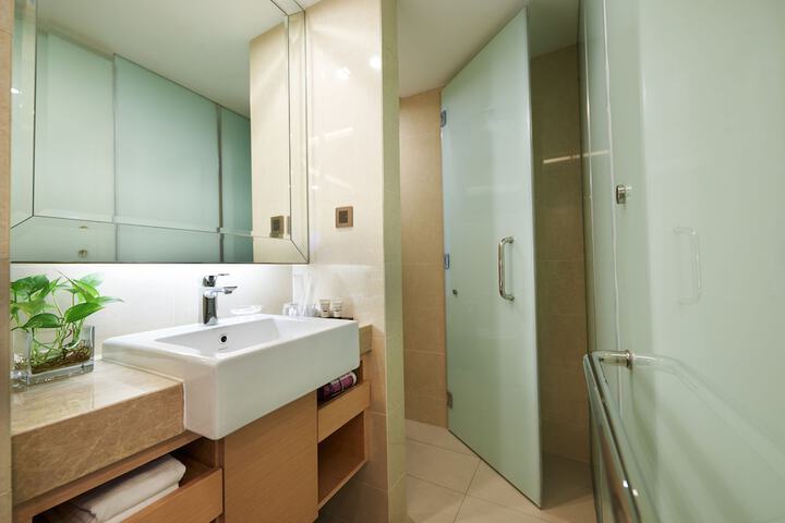 Bath Interior