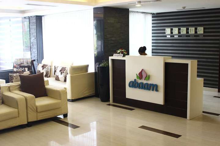 Entrance & Lobby