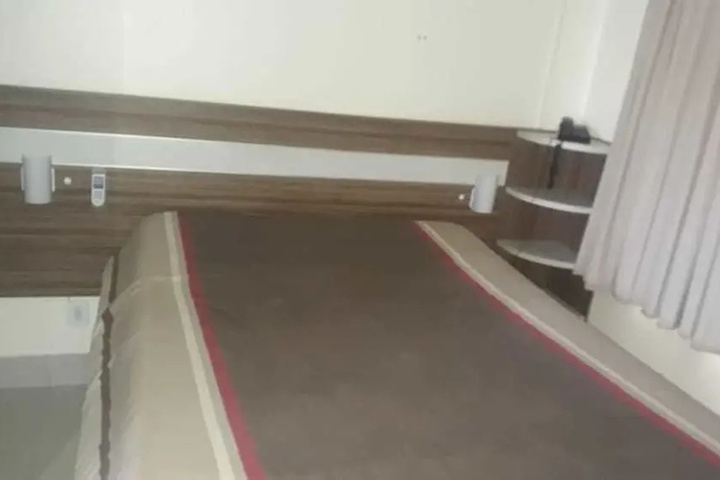 Room 5 of 27