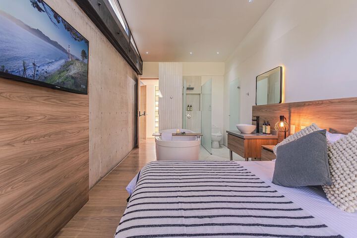 Room 7 of 20