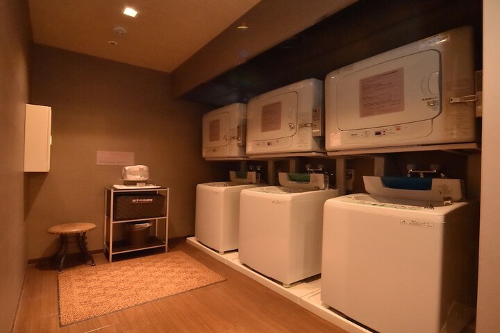 Room 30 of 52