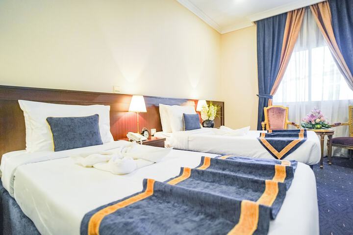Room 20 of 37
