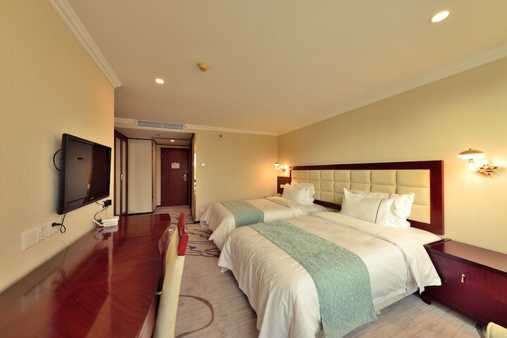 Room 18 of 81