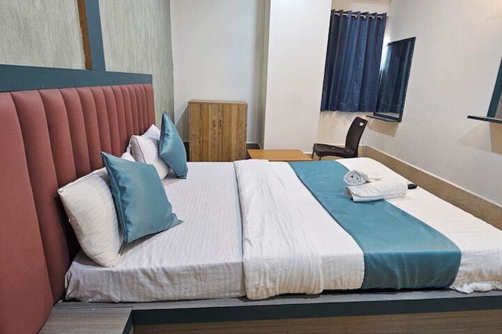 Room 6 of 23