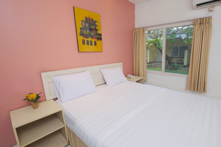 Room 8 of 29