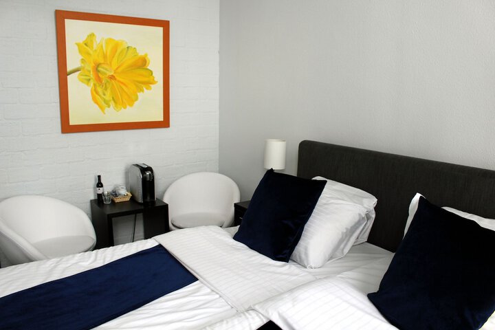 Room 11 of 72