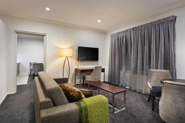 Room 20 of 32