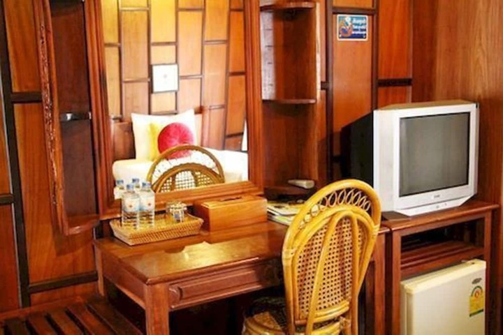 Room amenity