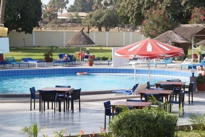 Hotel Pool