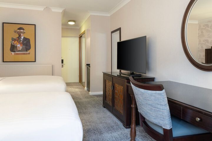 Room 14 of 109