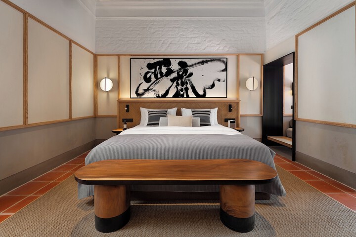 Room 7 of 56