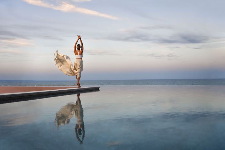 Hotel with Pool