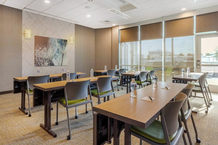 Meeting facility