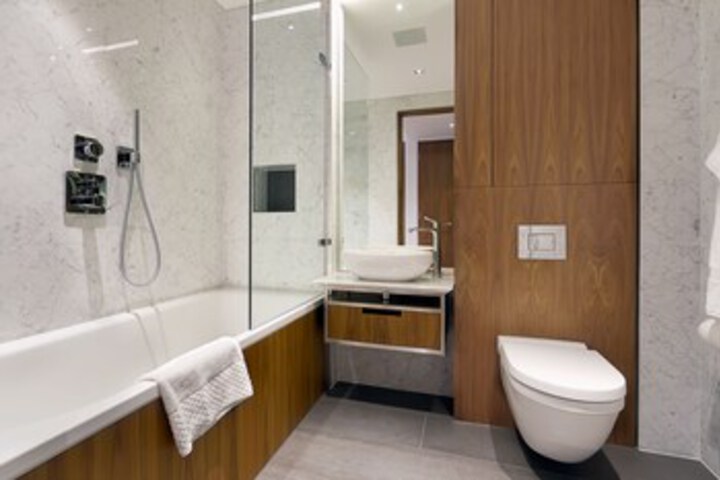 Room 2 of 7