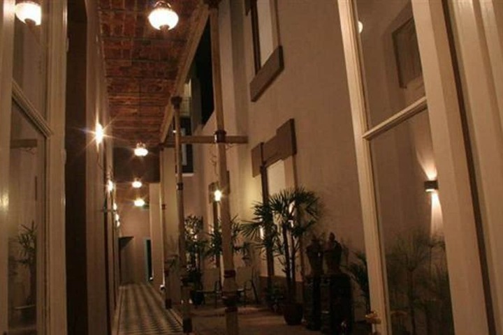 Ballroom/Hall 30 of 38