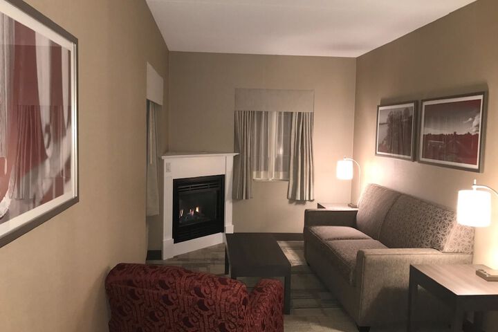 Room 10 of 51