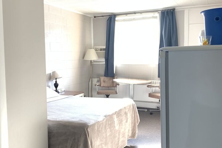 Room 7 of 44
