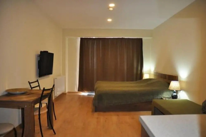 Room 3 of 12