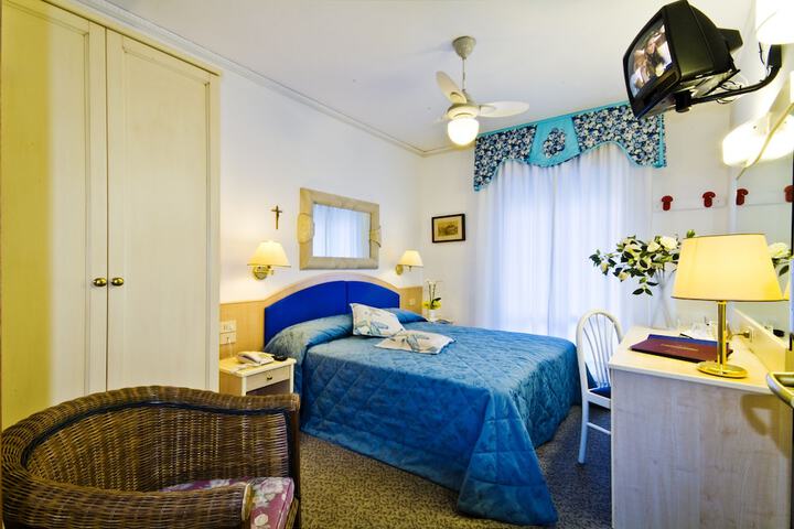 Room 26 of 51