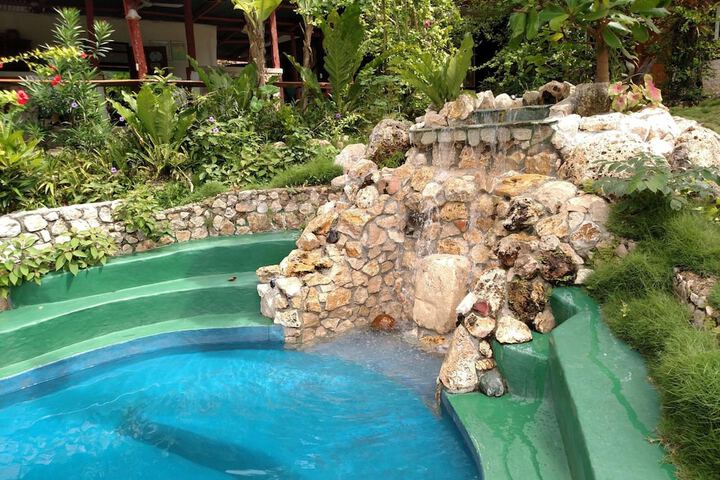 Pool 43 of 67