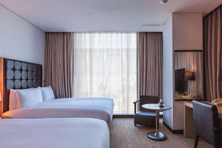 Room 15 of 97