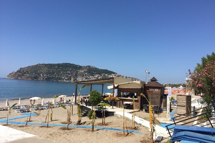 Beach 18 of 20