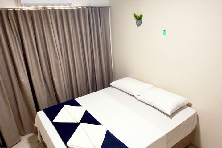 Room 11 of 34