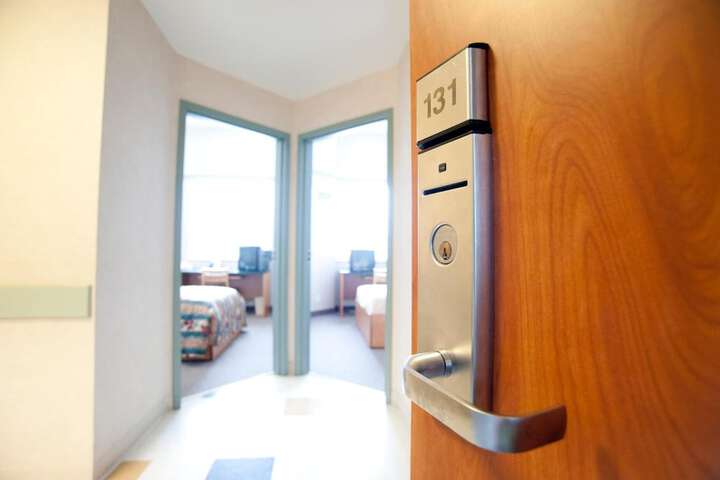 Room 9 of 46
