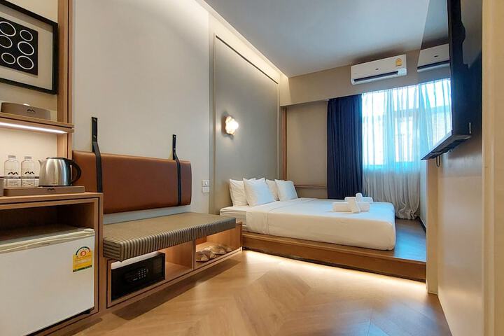Room 64 of 96