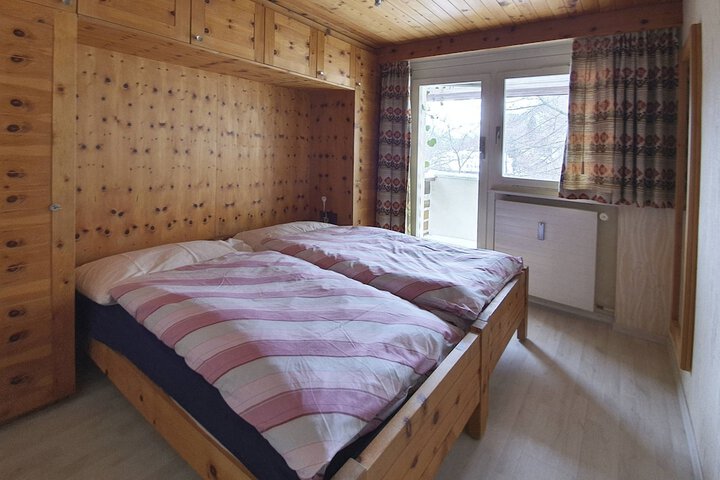 Room 6 of 39