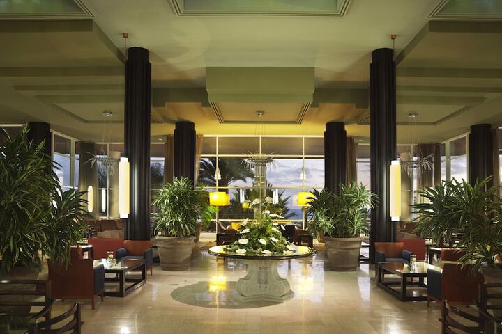 Hotel Interior 4 of 94
