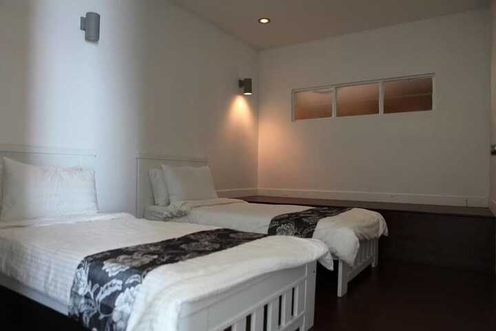 Room 7 of 21